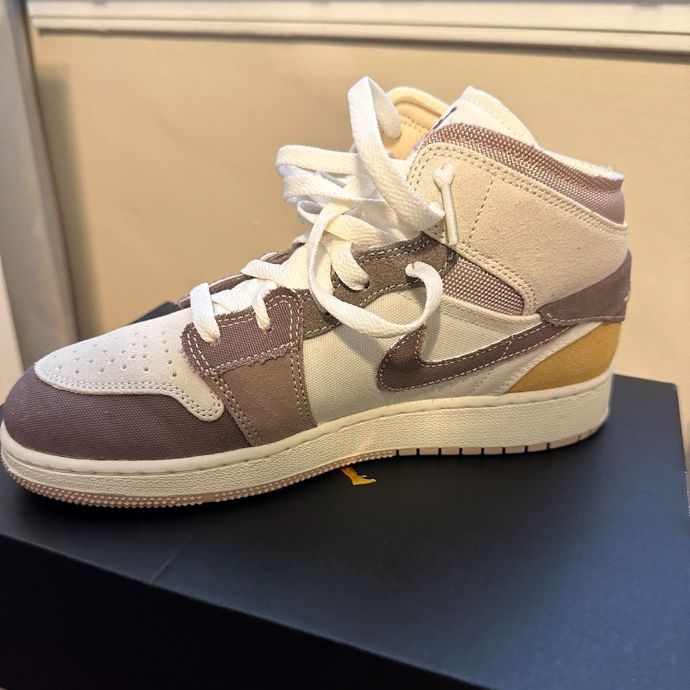 Air Jordan 1